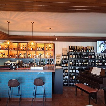 Boutique Inn & Restaurant - Casa Dos Suecos ฟิเกราดาฟอซ ภายนอก รูปภาพ