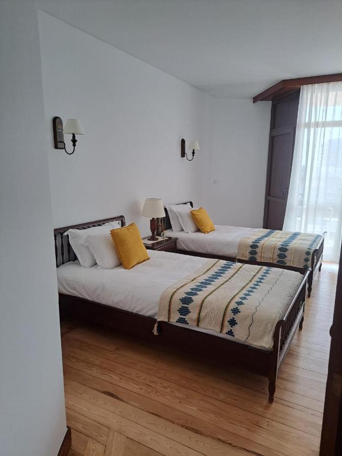 Boutique Inn & Restaurant - Casa Dos Suecos ฟิเกราดาฟอซ ภายนอก รูปภาพ