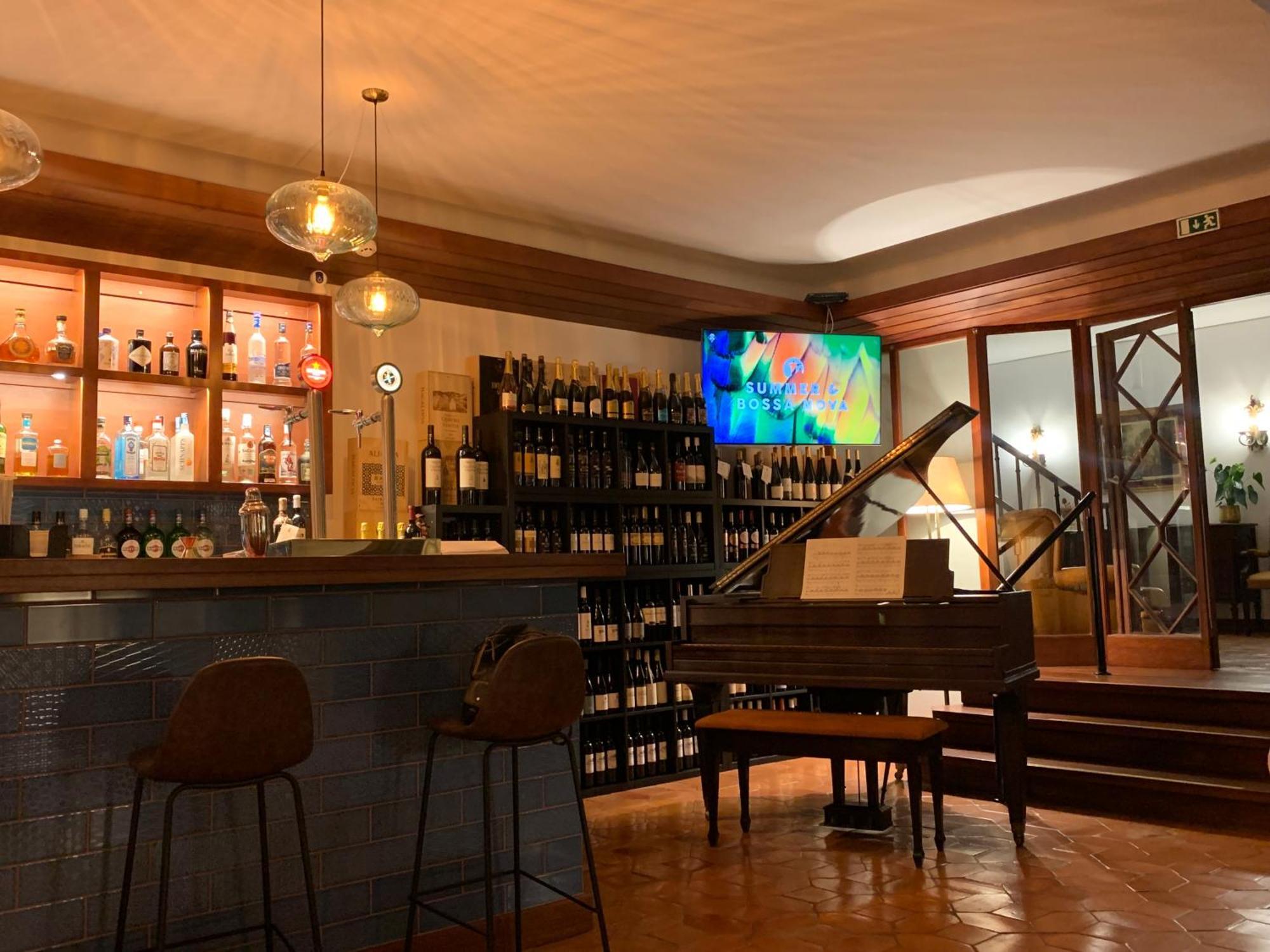 Boutique Inn & Restaurant - Casa Dos Suecos ฟิเกราดาฟอซ ภายนอก รูปภาพ